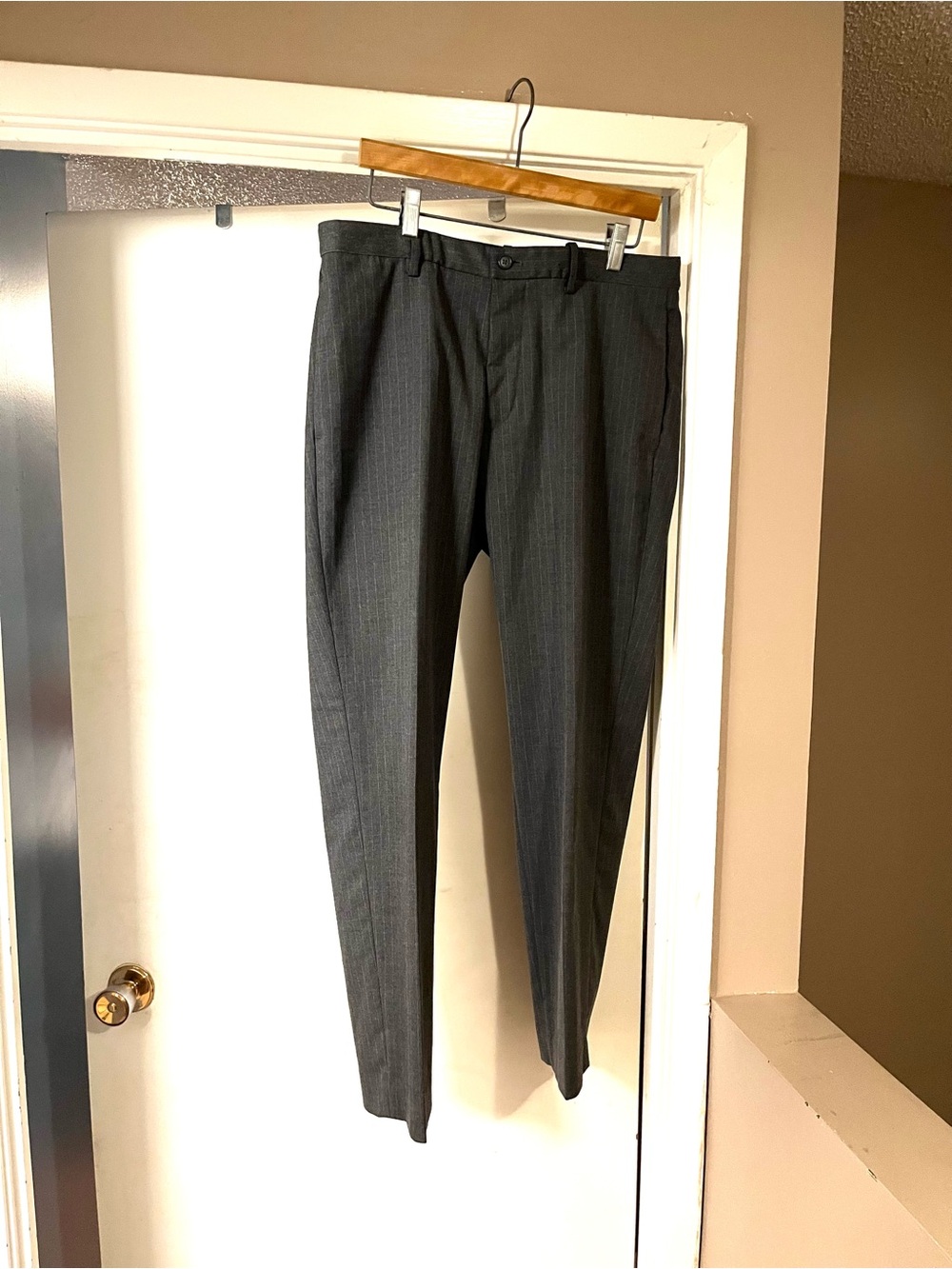 Uniqlo Men's Charcoal Pinstripe Dress Pants